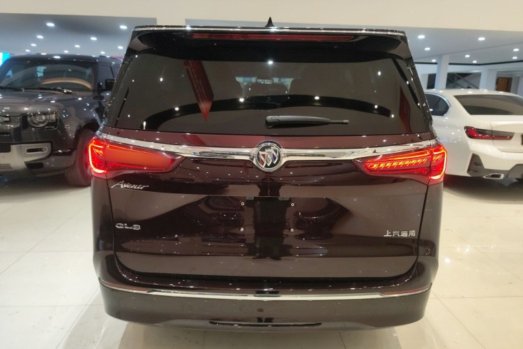 别克GL8 2022款 Avenir艾维亚 六座贤礼版车身外观6