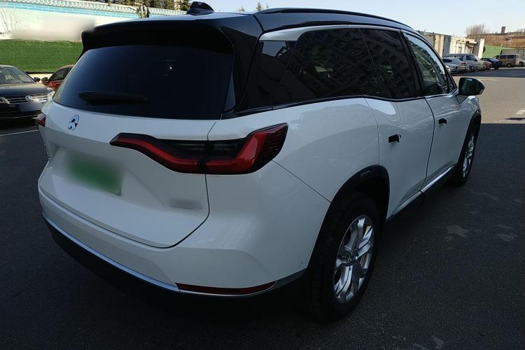 蔚来ES8 2022款 100kWh 七座版车身外观6005