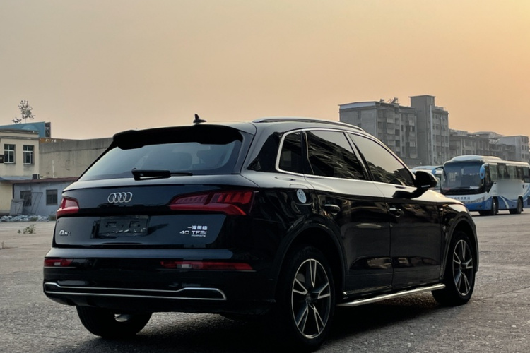 奥迪Q5L 2018款 40 TFSI 荣享时尚型 国V车身外观6003