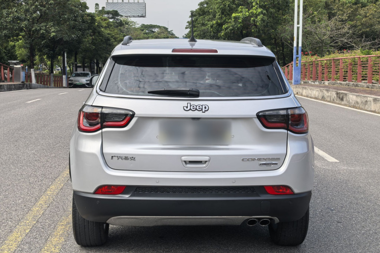 Jeep 指南者 2017款 200T 自动家享版车身外观6005