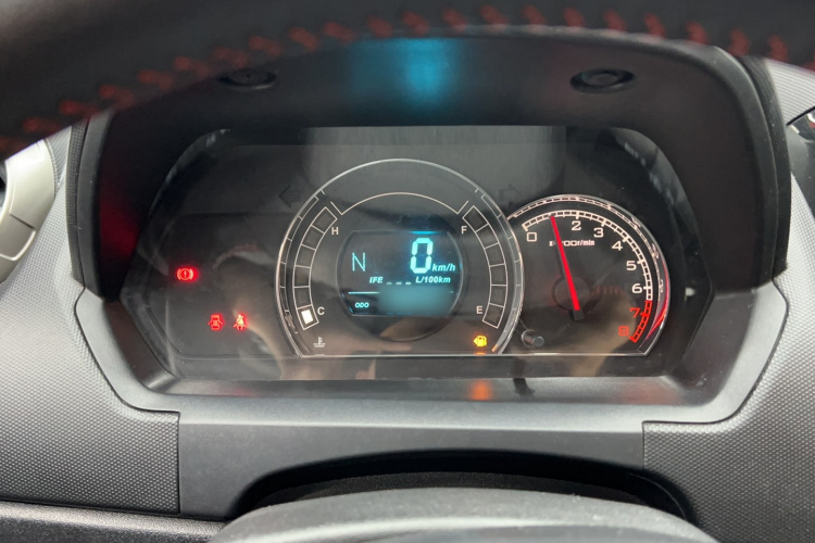 长城M4 2015款 1.5L AMT豪华型局部细节14