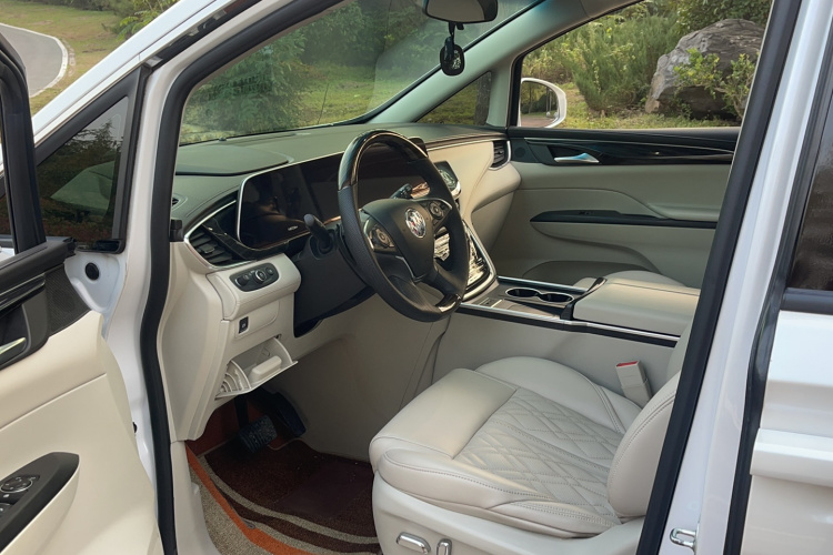 别克GL8 2020款 ES陆尊 653T 舒适型中控内饰7005