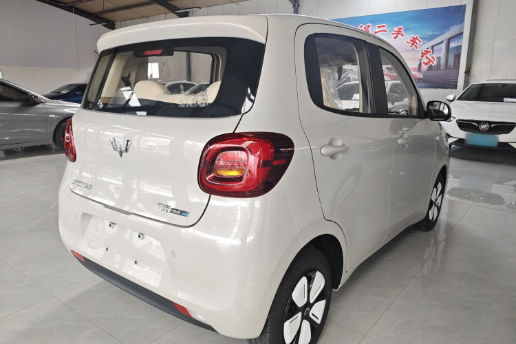 五菱汽车 宏光MINIEV 2025款 四门版 进阶款车身外观7