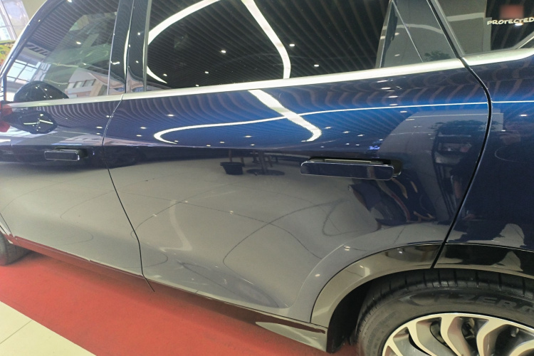 岚图汽车 岚图FREE 2021款 四驱标准增程专属豪华套装车身外观6003