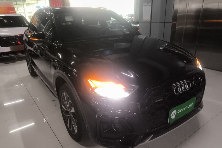 奥迪Q5L 2023款 40T 豪华动感型车身外观6002