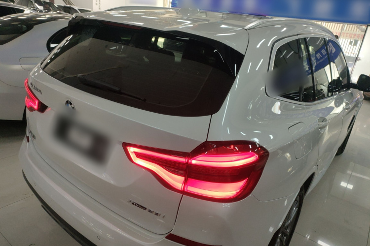 宝马X3 2020款  xDrive28i M运动套装车身外观7