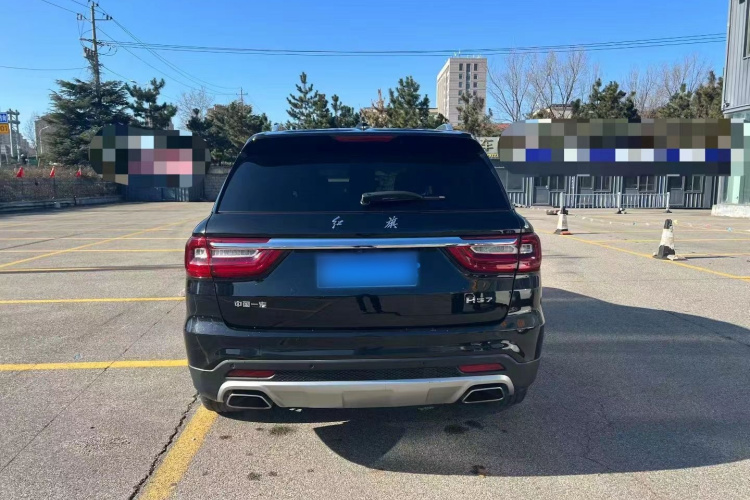 红旗HS7 2022款 2.0T DCT两驱智联旗享版 五座车身外观6