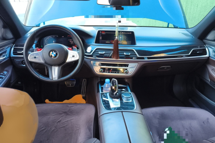 宝马7系 2019款 改款 730Li M运动套装中控内饰12