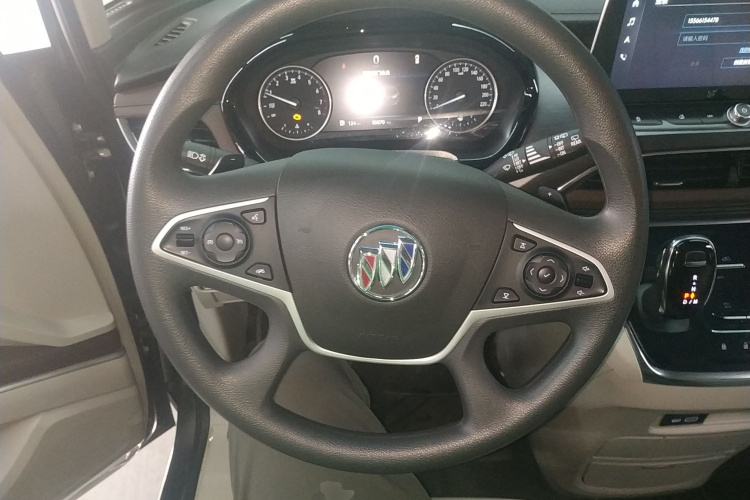 别克GL8 2023款 陆上公务舱 智享型中控内饰13