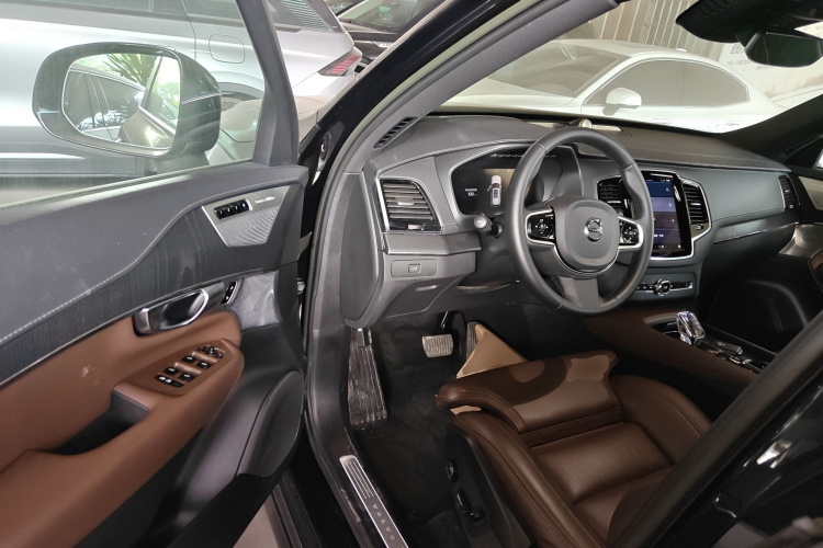 沃尔沃XC90 2023款 B6 智雅豪华版 7座中控内饰20