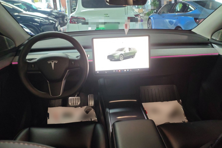 特斯拉 Model Y 2024款 后轮驱动版中控内饰12