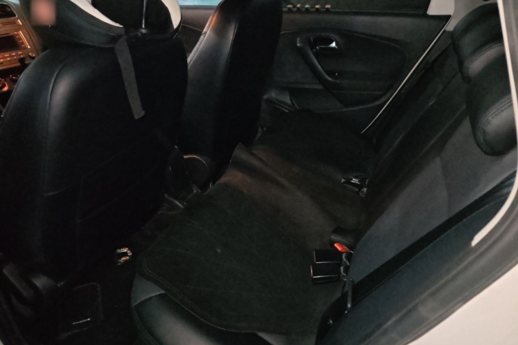 大众 Polo 2014款 1.6L 自动舒适版中控内饰21