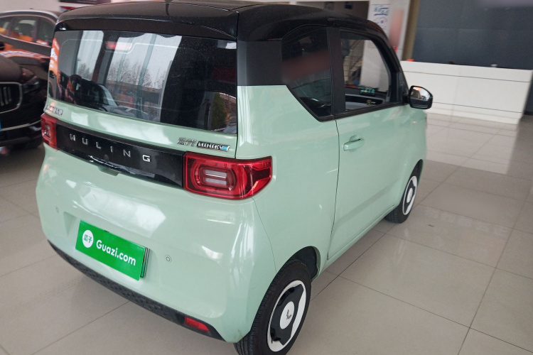 五菱汽车 宏光MINIEV 2021款 马卡龙臻享款 磷酸铁锂车身外观6005