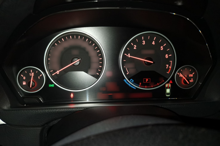 宝马3系 2019款 320Li 时尚型局部细节14