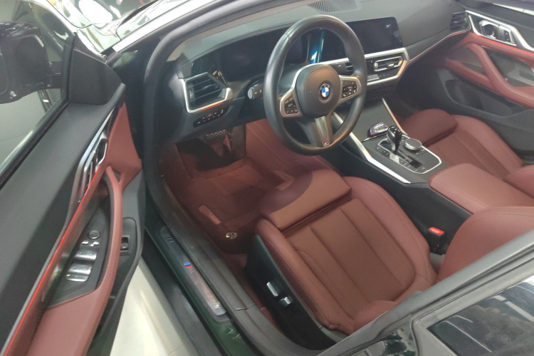 宝马4系 2022款 425i Gran Coupe M运动套装中控内饰20