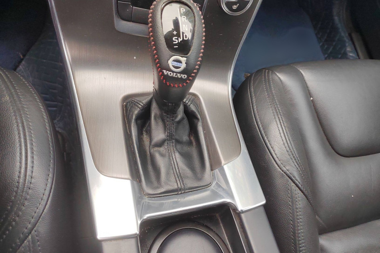 沃尔沃S60 2016款 S60L T5 智驭版局部细节18