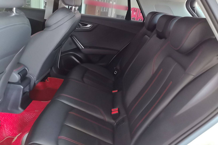 奥迪Q2L 2022款 35 TFSI 进取动感型中控内饰21