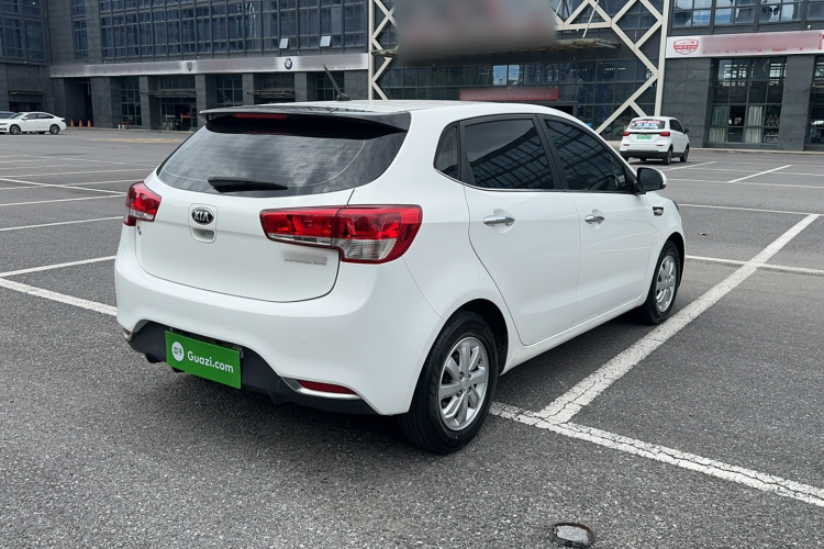 起亚K2 2015款 两厢 1.4L AT GLS炫酷版车身外观6005