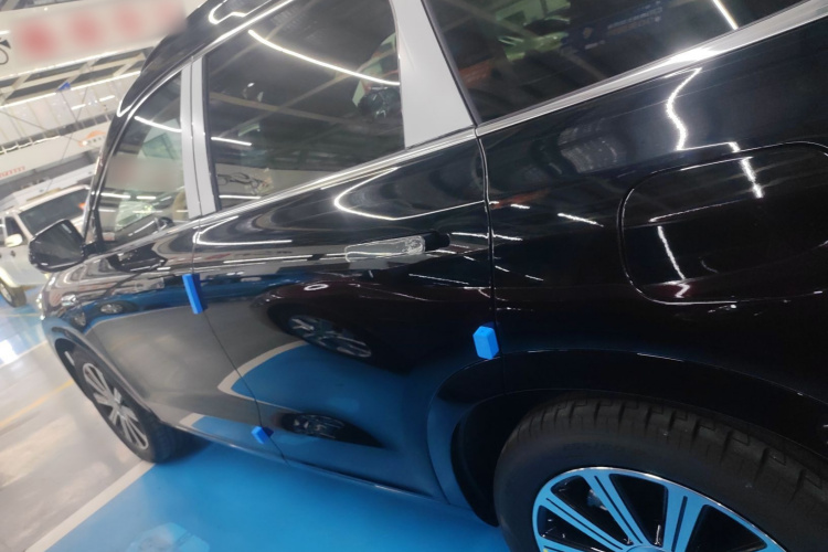 鸿蒙智行 问界M7 2024款 1.5T 智驾后驱Pro版 5座车身外观6003