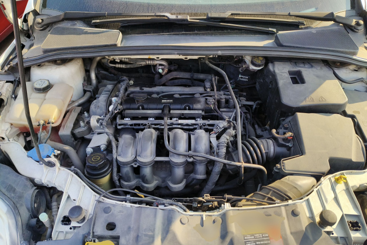 福特 福克斯 2012款 三厢 1.6L 自动风尚型机舱底盘24