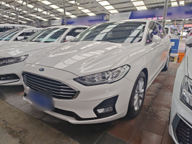 福特 蒙迪欧 2020款 EcoBoost 180 时尚型