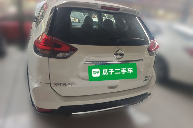 日产 奇骏 2017款 2.0L CVT舒适版 2WD车身外观6