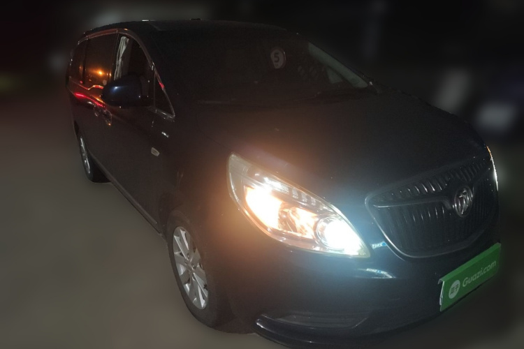 别克GL8 2017款 25S 豪华型 国V车身外观3