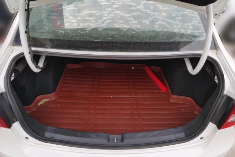 奔腾B30 2016款 1.6L 自动尊享型中控内饰23