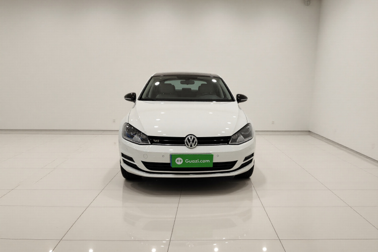 大众 高尔夫 2017款 230TSI 自动豪华百万辆纪念版车身外观2