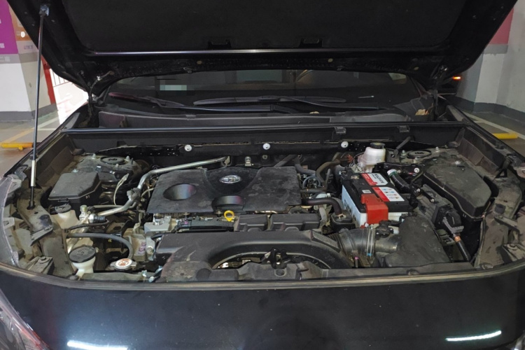 丰田 威兰达 2022款 2.0L CVT四驱豪华PLUS版局部细节24