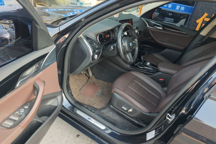 宝马X3 2019款 xDrive25i M运动套装中控内饰20