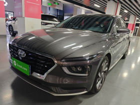 现代 名图 2021款 1.8L CVT LUX尊贵版