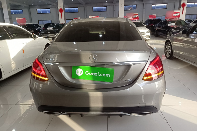 奔驰C级 2020款 C 200 L 时尚型运动版车身外观6