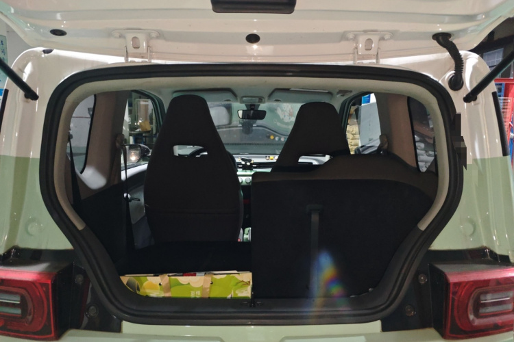 五菱汽车 宏光MINIEV 2021款 马卡龙时尚款 三元锂局部细节23