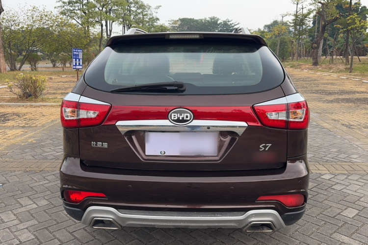 比亚迪S7 2015款 2.0T 自动尊贵型车身外观6003