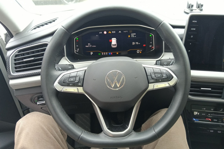 大众 探岳 2023款 300TSI 两驱豪华Plus进阶版中控内饰13