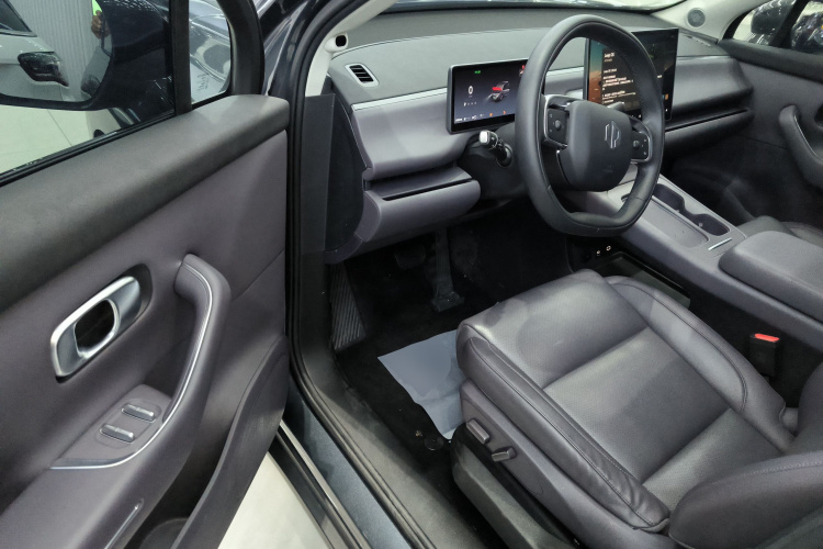 零跑汽车 零跑C10 2024款 210激光雷达版中控内饰7003