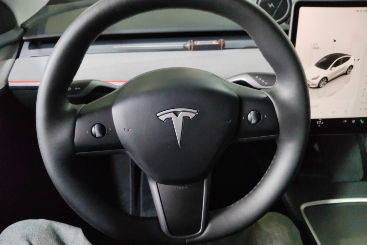 特斯拉 Model Y 2022款 改款 后轮驱动版局部细节13