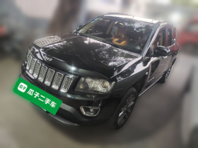 Jeep 指南者(进口) 2014款 改款 2.4L 四驱豪华导航版