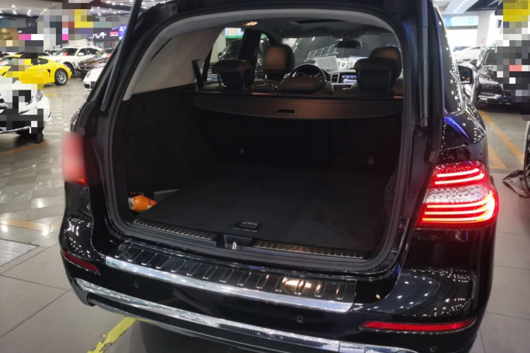 奔驰M级 2015款 ML 320 4MATIC局部细节23