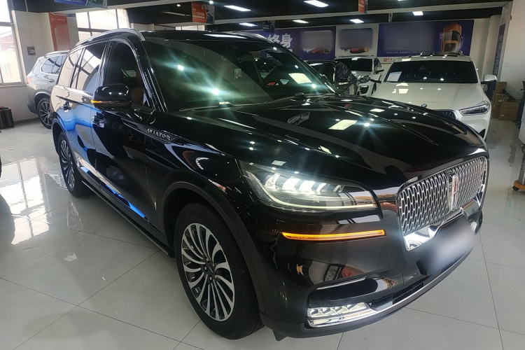 林肯 飞行家 2023款 3.0T V6 四驱尊雅巡航版 六座车身外观3