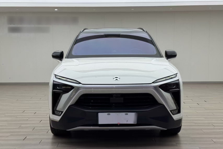 蔚来ES8 2020款 580KM 签名版 六座版车身外观2