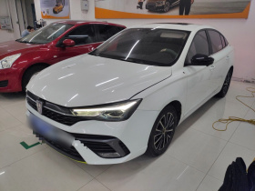 荣威i5 2021款 1.5L CVT钻石版