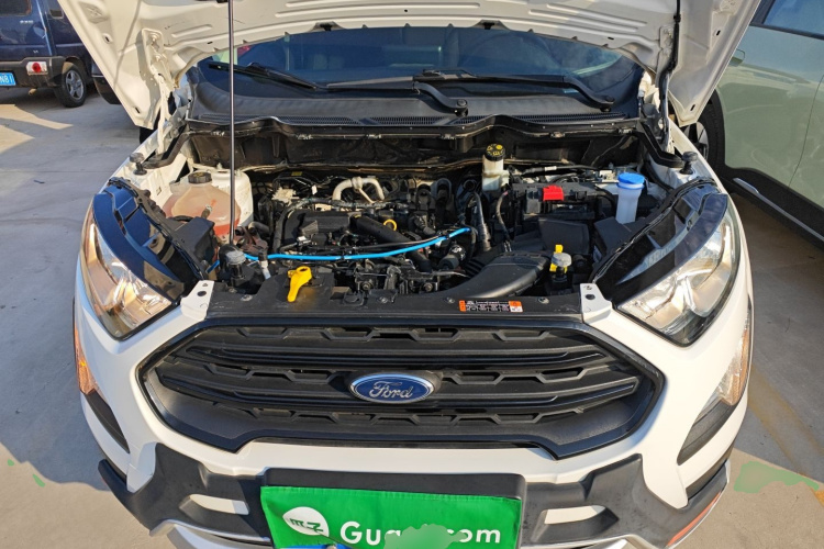 福特 翼搏 2018款 1.5L 手动精翼型机舱底盘24