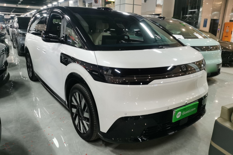 极氪MIX 2025款 长续航智驾版车身外观6002