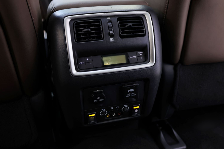 英菲尼迪QX60(进口) 2014款 2.5 S/C Hybrid 四驱全能版中控内饰7013