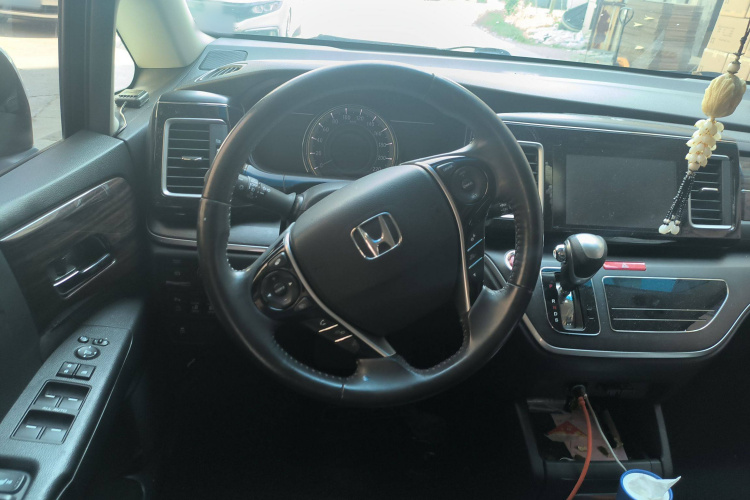 本田 艾力绅 2016款 2.4L 豪华版局部细节13