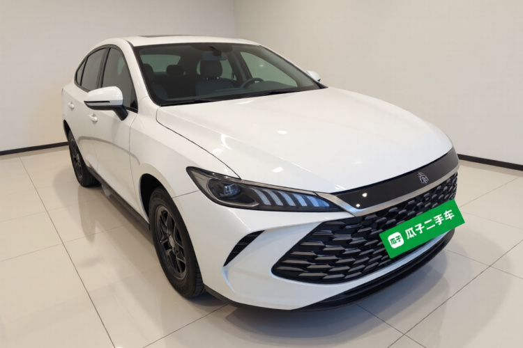 比亚迪 秦PLUS 2025款 DM-i 智驾版 55KM领先型车身外观3