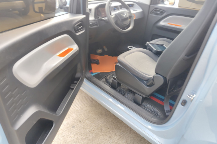 五菱汽车 宏光MINIEV 2020款 悦享款 磷酸铁锂中控内饰7003