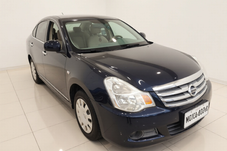 日产 轩逸 2012款 经典 1.6XE 手动舒适版车身外观3